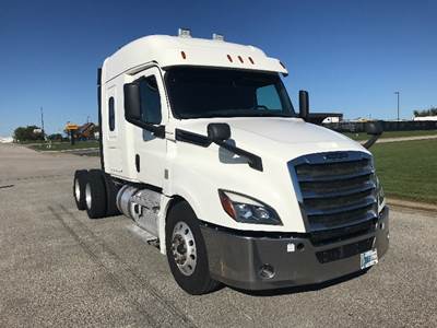 Freightliner Cascadia 126 Sleeper Semi Truck - 60" Integral Sleeper, 455HP, 12 Speed Automatic