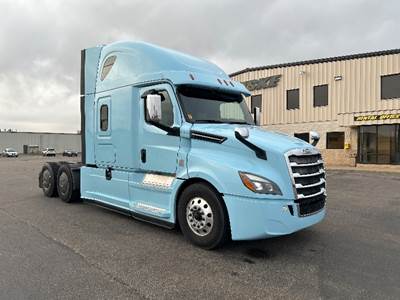Freightliner Cascadia 126 Sleeper Semi Truck - 72" Integral Sleeper, 455HP, 12 Speed Automatic