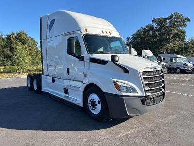 Freightliner Cascadia 126 Sleeper Semi Truck - 72" Integral Sleeper, 455HP, 12 Speed Automatic
