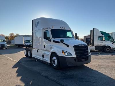Freightliner Cascadia 126 Sleeper Semi Truck - 72" Integral Sleeper, 455HP, 12 Speed Automatic