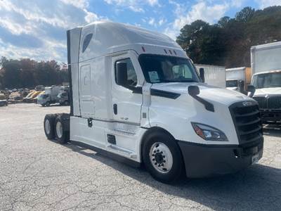Freightliner Cascadia 126 Sleeper Semi Truck - 72" Integral Sleeper, 455HP, 12 Speed Automatic