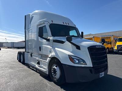 Freightliner Cascadia 126 Sleeper Semi Truck - 72" Integral Sleeper, 455HP, 12 Speed Automatic