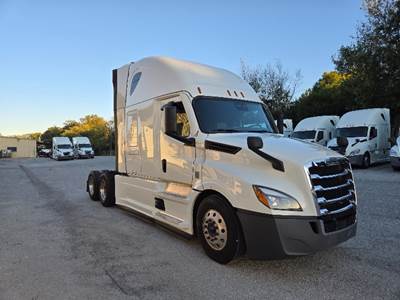 Freightliner Cascadia 126 Sleeper Semi Truck - 72" Integral Sleeper, 400HP, 12 Speed Automatic