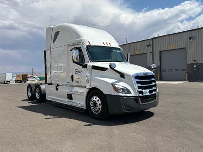 Freightliner Cascadia 126 Sleeper Semi Truck - 72" Integral Sleeper, 455HP, 12 Speed Automatic