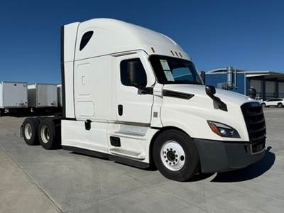 Freightliner Cascadia 126 Sleeper Semi Truck - 72" Integral Sleeper, 455HP, 12 Speed Automatic