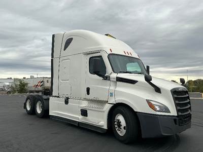 Freightliner Cascadia 126 Sleeper Semi Truck - 72" Integral Sleeper, 455HP, 12 Speed Automatic