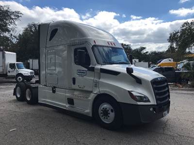 Freightliner Cascadia 126 Sleeper Semi Truck - 72" Integral Sleeper, 455HP, 12 Speed Automatic