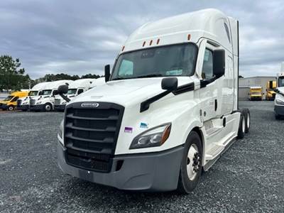 Freightliner Cascadia 126 Sleeper Semi Truck - 72" Integral Sleeper, 455HP, 12 Speed Automatic
