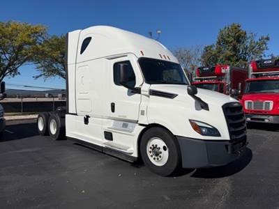 Freightliner Cascadia 126 Sleeper Semi Truck - 72" Integral Sleeper, 455HP, 12 Speed Automatic
