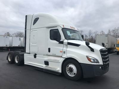 Freightliner Cascadia 126 Sleeper Semi Truck - 72" Integral Sleeper, 455HP, 12 Speed Automatic