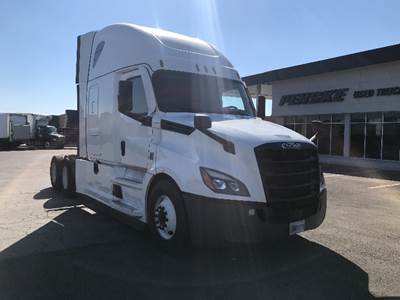Freightliner Cascadia 126 Sleeper Semi Truck - 72" Integral Sleeper, 455HP, 12 Speed Automatic