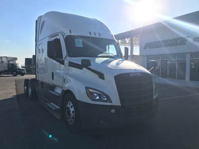 Freightliner Cascadia 126 Sleeper Semi Truck - 72" Integral Sleeper, 455HP, 12 Speed Automatic