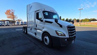 Freightliner Cascadia 126 Sleeper Semi Truck - 72" Integral Sleeper, 455HP, 12 Speed Automatic