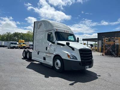 Freightliner Cascadia 126 Sleeper Semi Truck - 72" Integral Sleeper, 455HP, 12 Speed Automatic