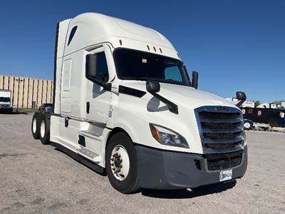 Freightliner Cascadia 126 Sleeper Semi Truck - 72" Integral Sleeper, 455HP, 12 Speed Automatic