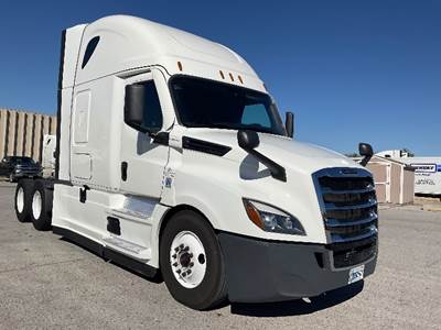 Freightliner Cascadia 126 Sleeper Semi Truck - 72" Integral Sleeper, 455HP, 12 Speed Automatic