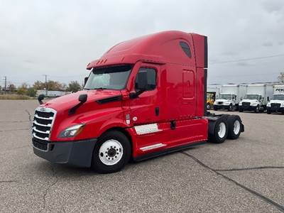 Freightliner Cascadia 126 Sleeper Semi Truck - 72" Integral Sleeper, 455HP, 12 Speed Automatic