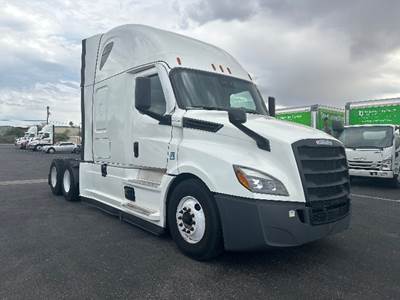 Freightliner Cascadia 126 Sleeper Semi Truck - 72" Integral Sleeper, 455HP, 12 Speed Automatic