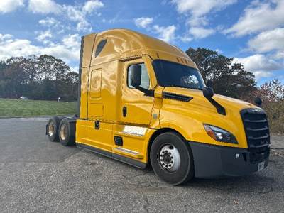 Freightliner Cascadia 126 Sleeper Semi Truck - 72" Integral Sleeper, 455HP, 12 Speed Automatic