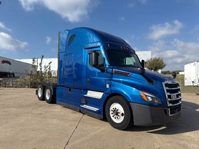 Freightliner Cascadia 126 Sleeper Semi Truck - 72" Integral Sleeper, 455HP, 12 Speed Automatic