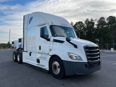 Freightliner Cascadia 126 Sleeper Semi Truck - 72" Integral Sleeper, 455HP, 12 Speed Automatic