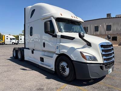 Freightliner Cascadia 126 Sleeper Semi Truck - 72" Integral Sleeper, 455HP, 12 Speed Automatic