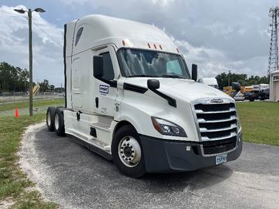 Freightliner Cascadia 126 Sleeper Semi Truck - 72" Integral Sleeper, 455HP, 12 Speed Automatic
