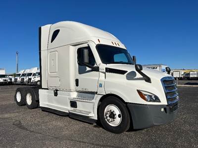 Freightliner Cascadia 126 Sleeper Semi Truck - 72" Integral Sleeper, 455HP, 12 Speed Automatic