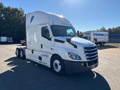 Freightliner Cascadia 126 Sleeper Semi Truck - 72" Integral Sleeper, 455HP, 12 Speed Automatic