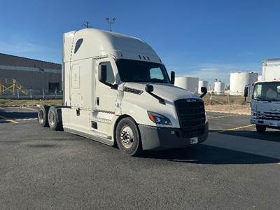 Freightliner Cascadia 126 Sleeper Semi Truck - 72" Integral Sleeper, 455HP, 12 Speed Automatic