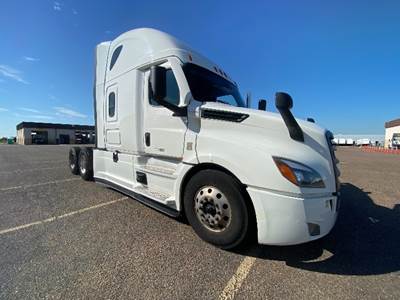 Freightliner Cascadia 126 Sleeper Semi Truck - 72" Integral Sleeper, 455HP, 12 Speed Automatic