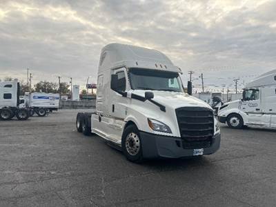 Freightliner Cascadia 126 Sleeper Semi Truck - 72" Integral Sleeper, 455HP, 12 Speed Automatic