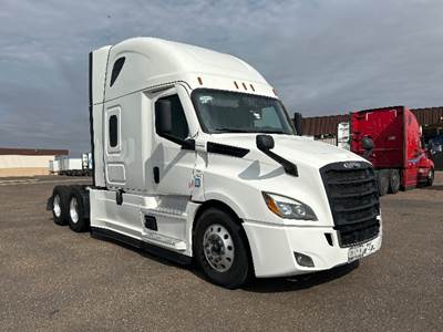 Freightliner Cascadia 126 Sleeper Semi Truck - 72" Integral Sleeper, 455HP, 12 Speed Automatic