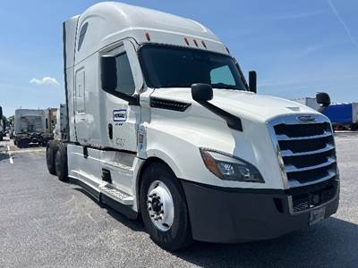 Freightliner Cascadia 126 Sleeper Semi Truck - 72" Integral Sleeper, 455HP, 12 Speed Automatic