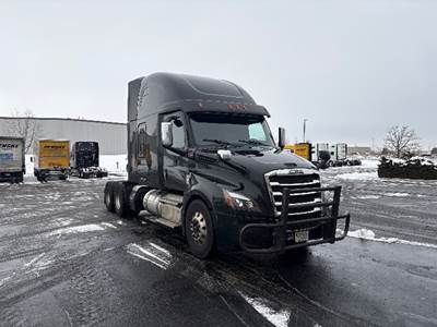 Freightliner Cascadia 126 Sleeper Semi Truck - 72" Integral Sleeper, 455HP, 12 Speed Automatic