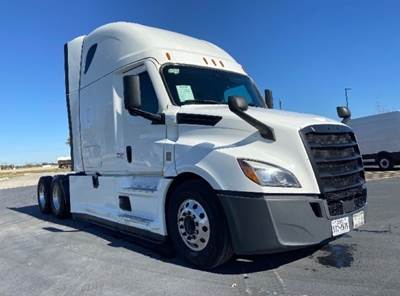Freightliner Cascadia 126 Sleeper Semi Truck - 72" Integral Sleeper, 455HP, 12 Speed Automatic