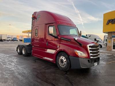 Freightliner Cascadia 126 Sleeper Semi Truck - 72" Integral Sleeper, 475HP, 12 Speed Automatic