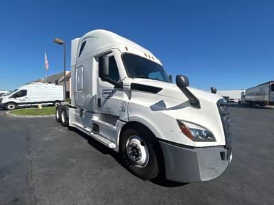 Freightliner Cascadia 126 Sleeper Semi Truck - 72" Integral Sleeper, 455HP, 12 Speed Automatic