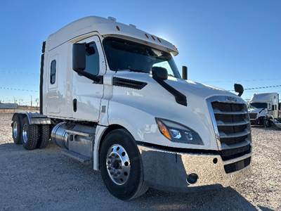 Freightliner Cascadia 126 Sleeper Semi Truck - 60" Integral Sleeper, 455HP, 12 Speed Automatic