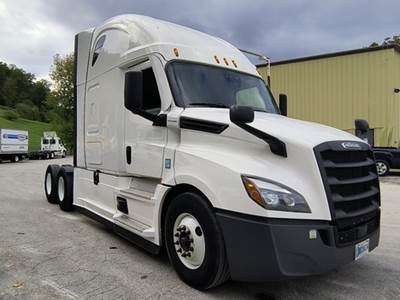 Freightliner Cascadia 126 Sleeper Semi Truck - 72" Integral Sleeper, 455HP, 12 Speed Automatic