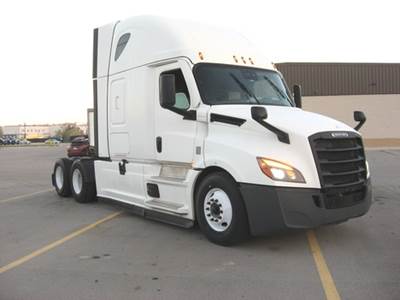 Freightliner Cascadia 126 Sleeper Semi Truck - 72" Integral Sleeper, 455HP, 12 Speed Automatic