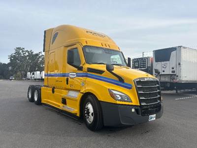 Freightliner Cascadia 126 Sleeper Semi Truck - 72" Integral Sleeper, 455HP, 12 Speed Automatic