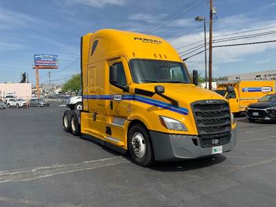 Freightliner Cascadia 126 Sleeper Semi Truck - 72" Integral Sleeper, 455HP, 12 Speed Automatic