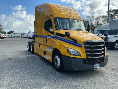 Freightliner Cascadia 126 Sleeper Semi Truck - 72" Integral Sleeper, 455HP, 12 Speed Automatic