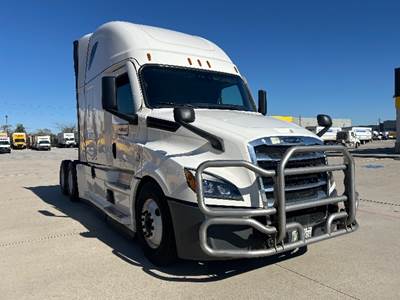 Freightliner Cascadia 126 Sleeper Semi Truck - 72" Integral Sleeper, 455HP, 12 Speed Automatic
