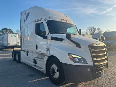 Freightliner Cascadia 126 Sleeper Semi Truck - 72" Integral Sleeper, 455HP, 12 Speed Automatic