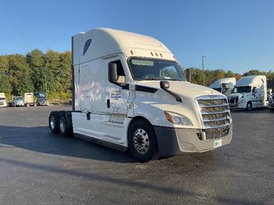 Freightliner Cascadia 126 Sleeper Semi Truck - 72" Integral Sleeper, 455HP, 12 Speed Automatic