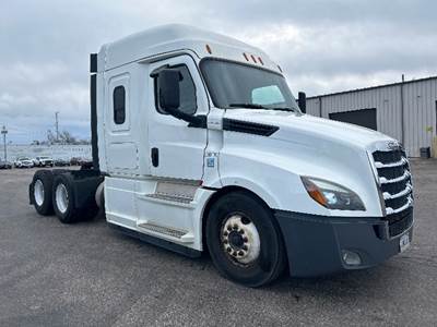 Freightliner Cascadia 126 Sleeper Semi Truck - 48" Integral Sleeper, 455HP, 12 Speed Automatic