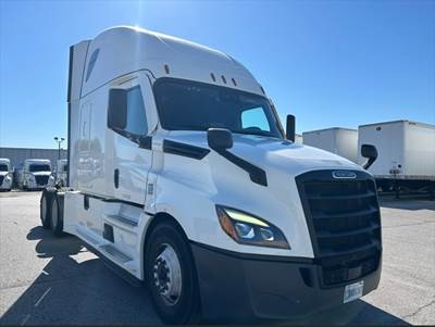 Freightliner Cascadia 126 Sleeper Semi Truck - 72" Integral Sleeper, 455HP, 12 Speed Automatic