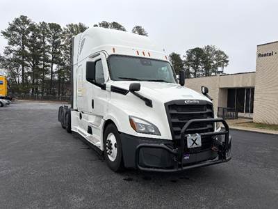 Freightliner Cascadia 126 Sleeper Semi Truck - 72" Integral Sleeper, 450HP, 12 Speed Automatic
